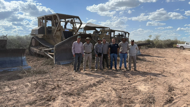 Secuestraron 4 topadoras, tras detectar un desmonte ilegal de 550 hectáreas
