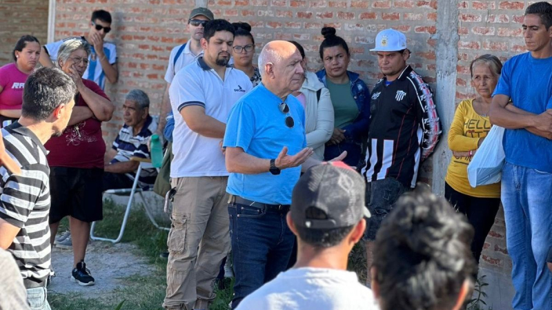 Secheep avanza con la regularización de conexiones eléctricas en la Chacra 215 de Resistencia