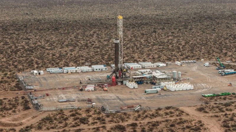 Inician una perforación clave en Vaca Muerta