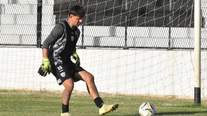 For Ever: Llorens tuvo su primer ensayo pensando en All Boys