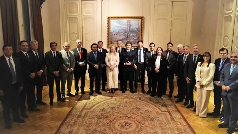 El gobierno analiza transferir rutas a las provincias para que las concesionen
