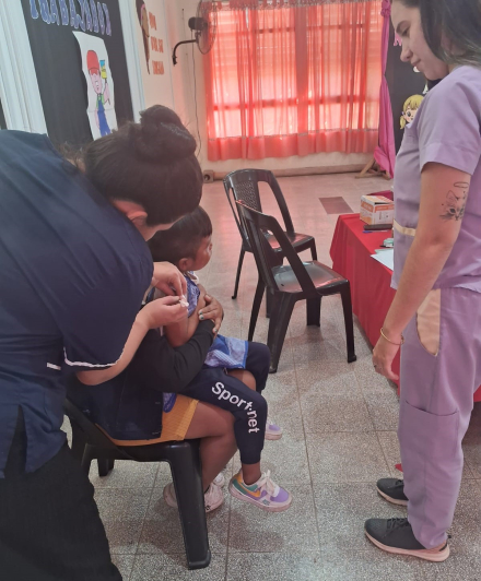 VACUNACIÓN JIN 27 BARRIO TOBA -CLORINDA- (5).jpeg