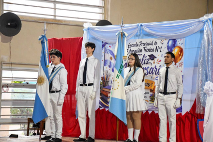 ACTO ANIVERSARIO DE LA EPET 1 (2)