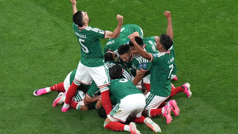 Cielito lindo: un muy buen México se sacó de encima a Ecuador