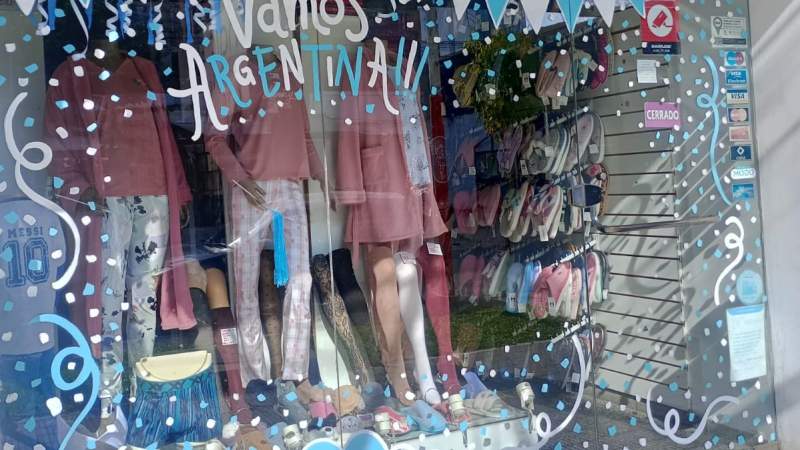 Comercios de Resistencia cerrarán temprano por el partido de Argentina