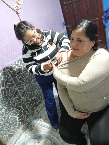 Vacunación casa por casa Cs María Luisa Espinoza