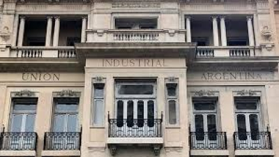 La UIA registró la crisis generada por las políticas del gobierno