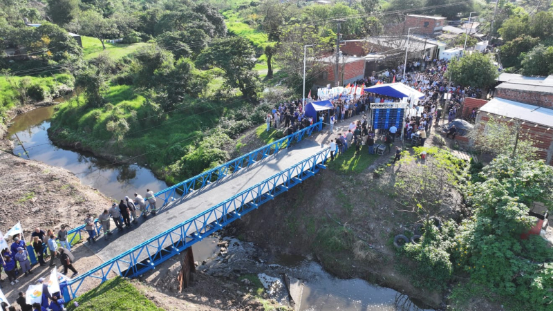 Se inauguró el flamante puente del barrio Sagrado Corazón