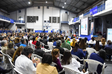 Siguen los encuentros para docentes de todos los niveles educativos en el ciclo de formación en educación digital (3)