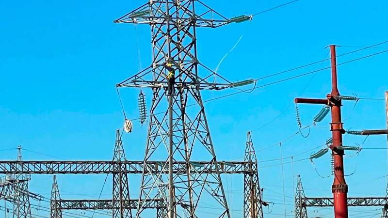 Se normaliza el sistema eléctrico tras los trabajos en al nueva doble terna de alta tensión