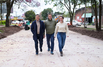 Zdero verificó avance de obras de pavimentación y desagües