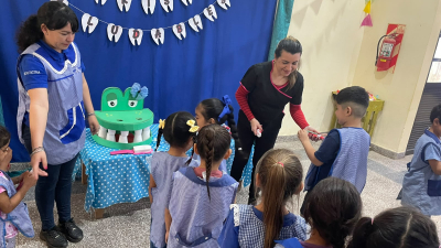 Enseñanza del cuidado de la salud bucal en jardines de infantes