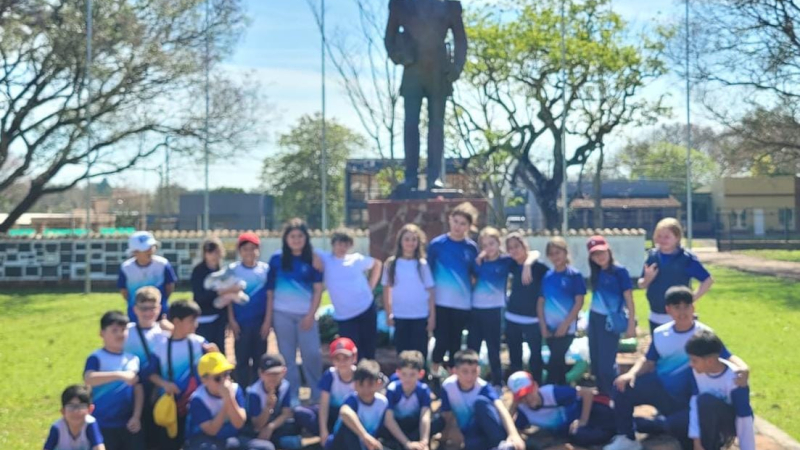 Alumnos de General San Martín viajaron a Yapeyú
