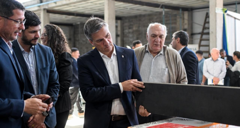 En el Día de la Industria, Zdero acompañó la inauguración de sede de Matertec SRL
