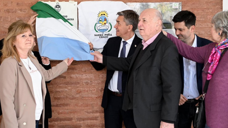 El gobernador inauguró el nuevo edificio de la EEP 105 en Sáenz Peña