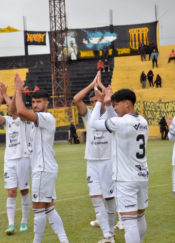 For Ever rescató un punto importante ante un rival directo como Mitre 