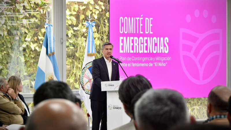 "No esperamos que llegue el agua, trabajamos antes", aseguró Zdero