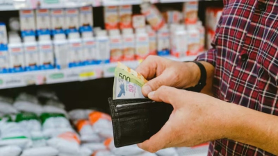 Tres de cada cuatro endeudados usaron el crédito para pagar alimentos, salud y servicios