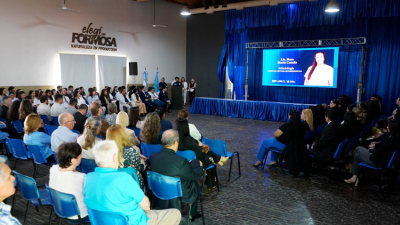 Entregaron certificados a profesionales que culminaron sus residencias de salud en la provincia