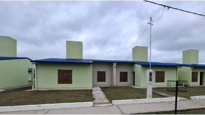 Insfrán entregará 80 viviendas en Laguna Blanca