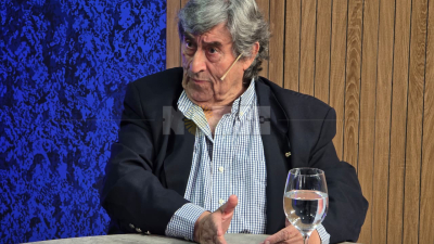 "El PJ reemplazó a las mujeres con olor a humo por mujeres con perfume francés"