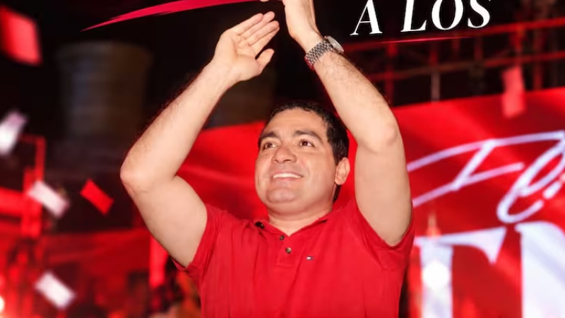 El candidato que prometió motel gratis cumplió la promesa