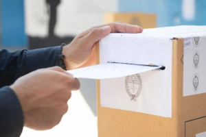 No todos los estudiantes y docentes terciarios pueden votar por su próximo rector