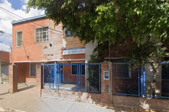 Un adolescente le disparó a un compañero en la escuela